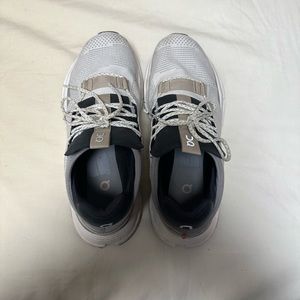 oncloud cloudnova  women’s running shoes